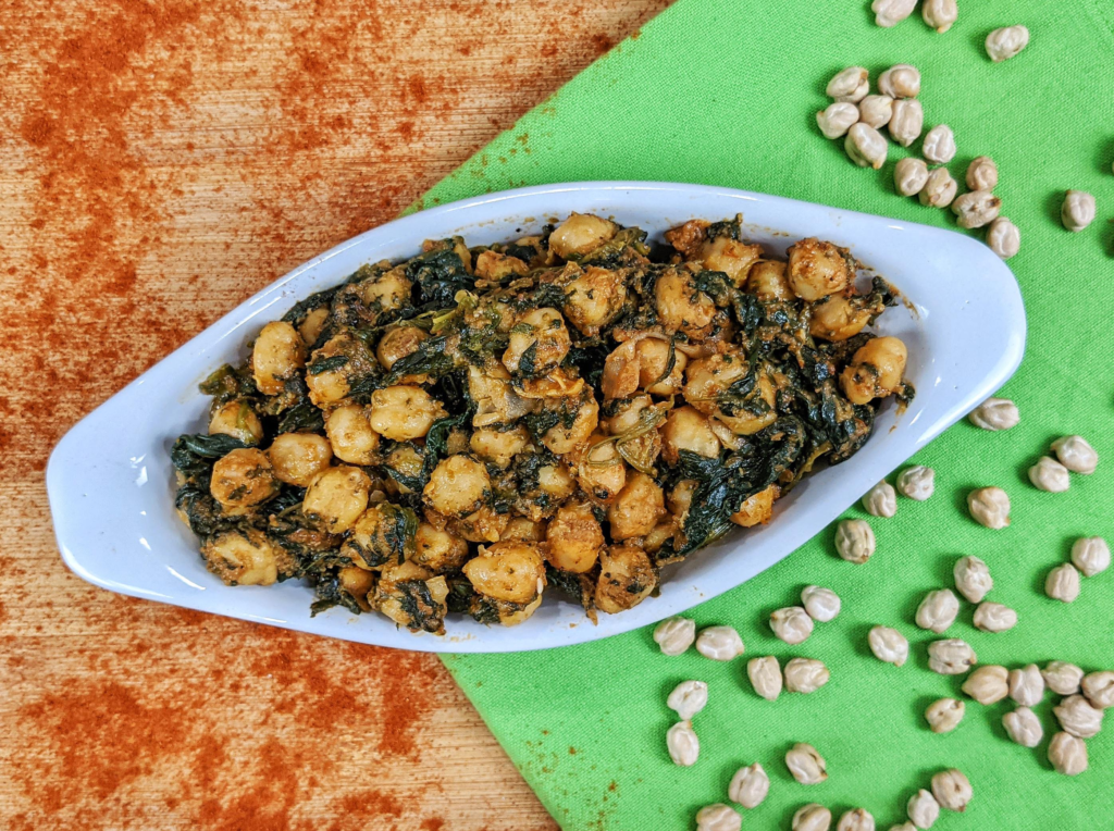best espinacas con garbanzos near me