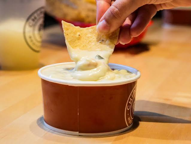 chipotle queso