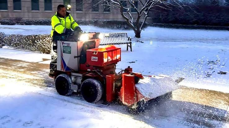 commercial snow removal
