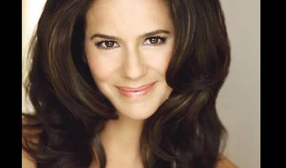 Julie Lauren Curtis: Biography, Trace Adkins Marriage, 1994 Shooting, and Life After Divorce "julie lauren curtis"