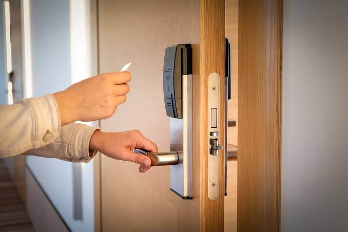 commercial locksmith
