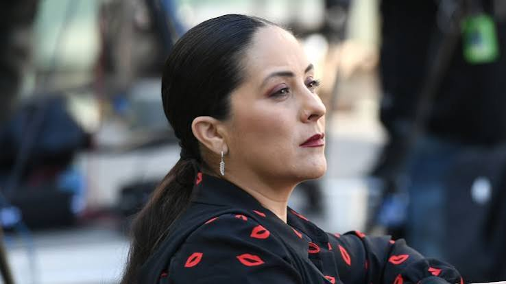 Aneliz Alvarez-Alcala: Life, Family, Career, and Role in the Aguilar Dynasty juan lópez